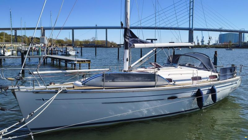 Bavaria 37C