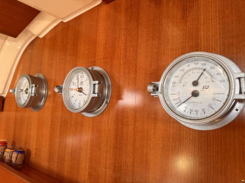Dufour 40