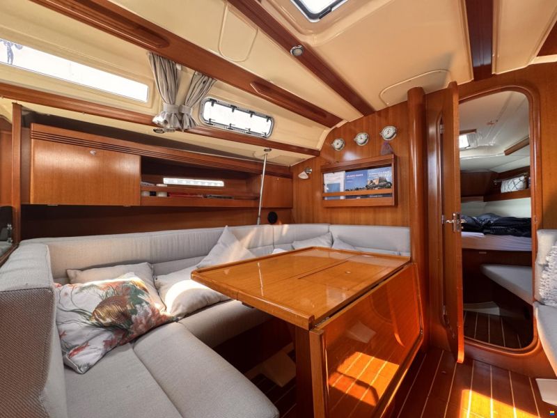 Dufour 40
