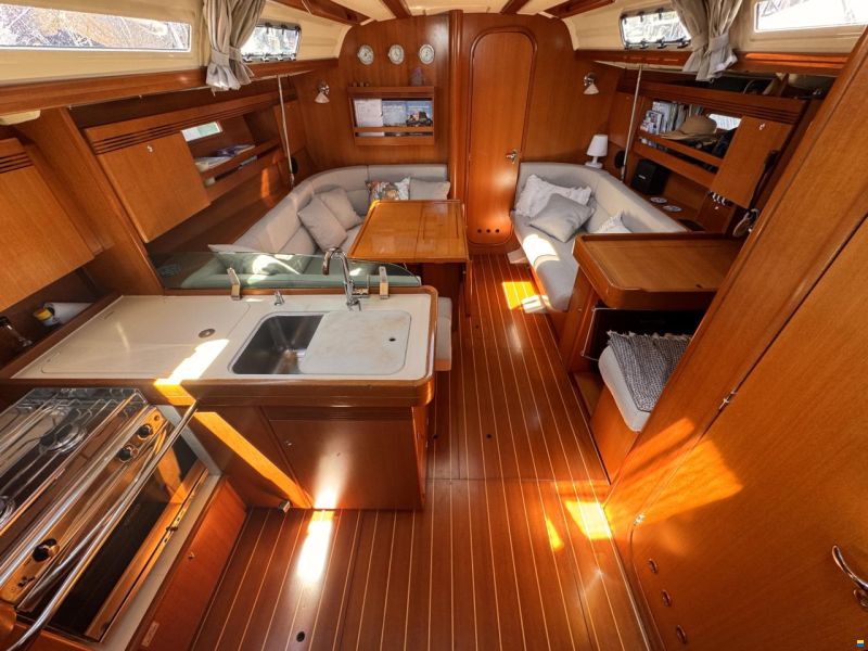 Dufour 40