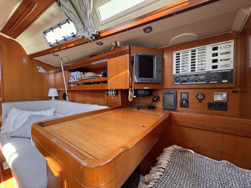 Dufour 40