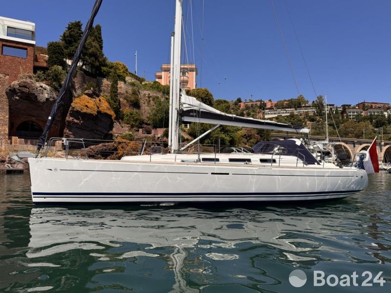 Dufour 40