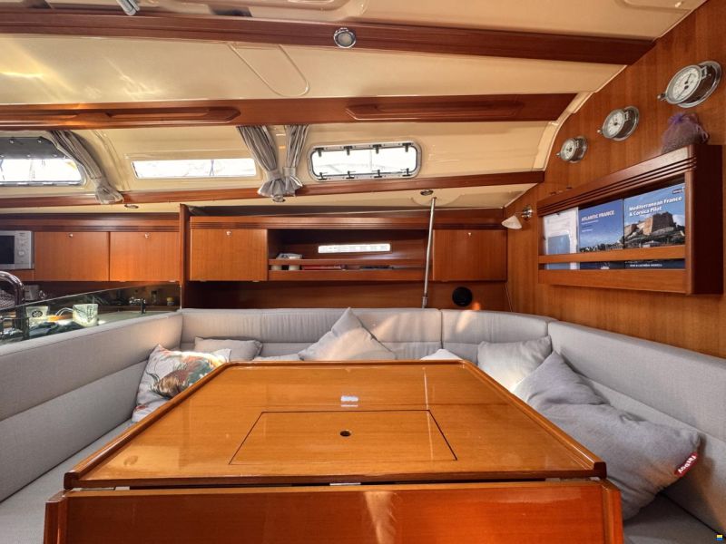 Dufour 40