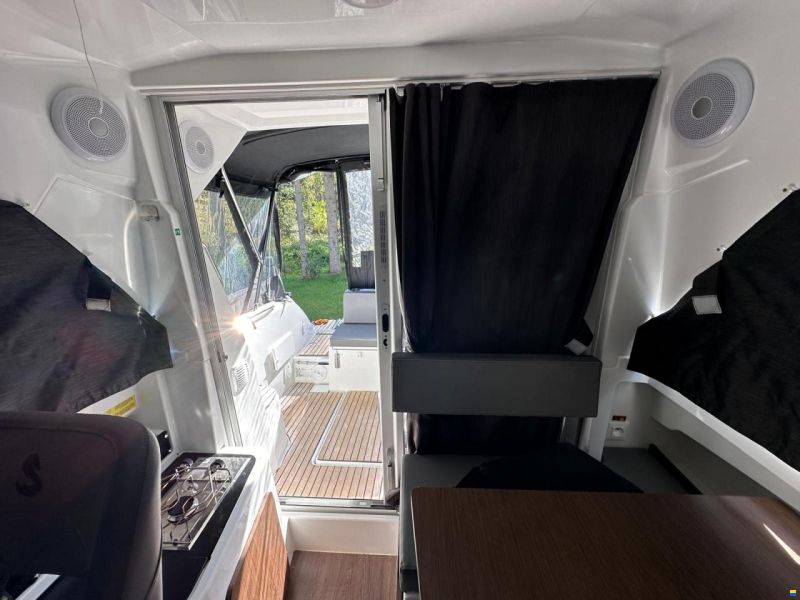 Beneteau Antares 7