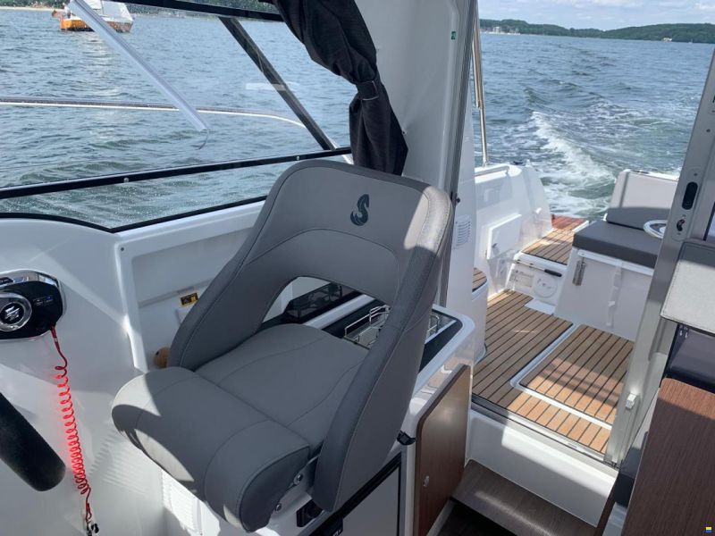 Beneteau Antares 7