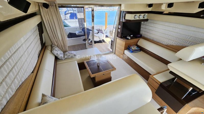 Azimut 47 Fly