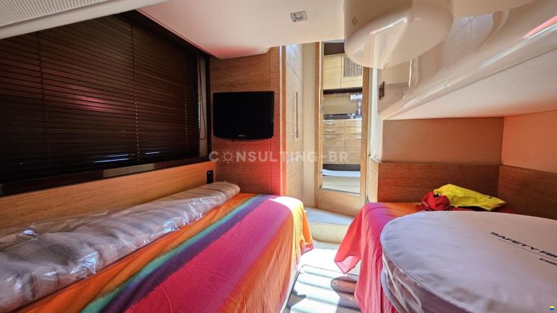Azimut 47 Fly