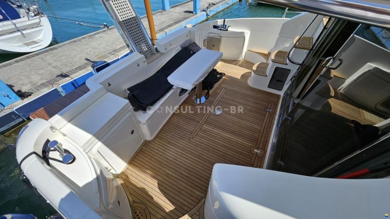 Azimut 47 Fly