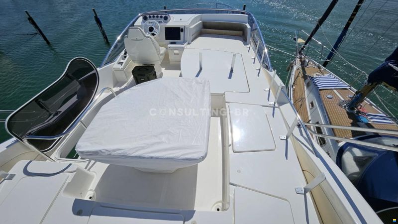 Azimut 47 Fly