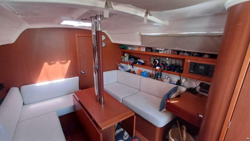 Beneteau Oceanis 34 Limited Edition