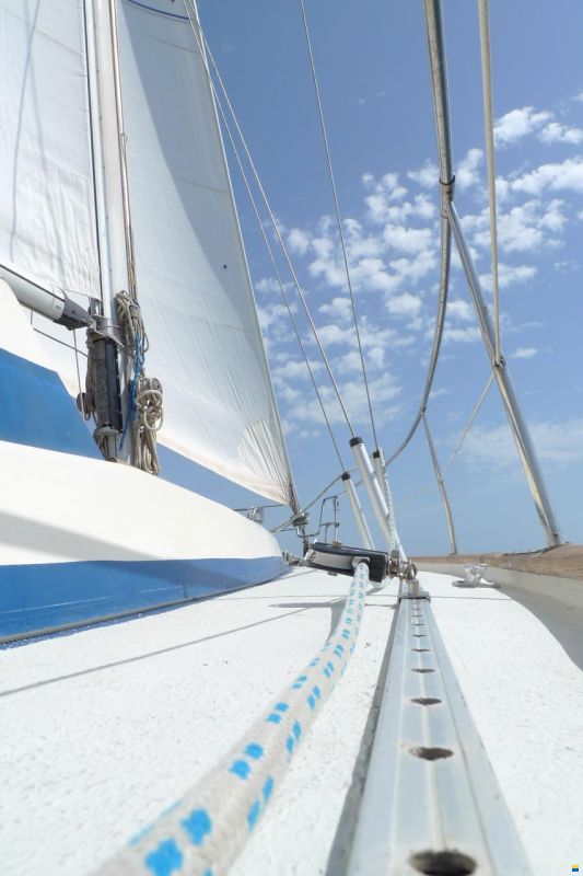 Hallberg-Rassy 352