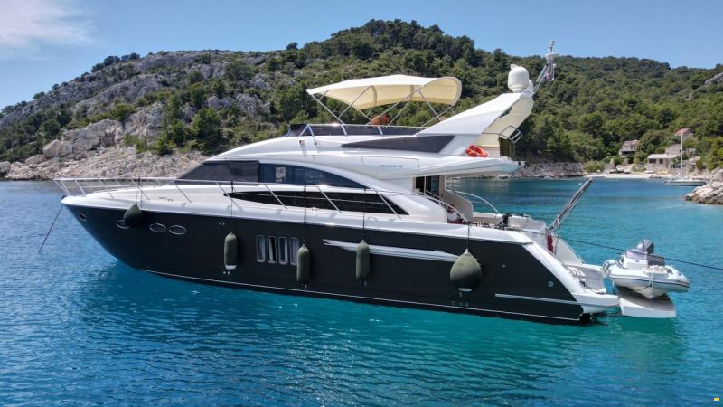 Princess 62 Flybridge Motor Yacht