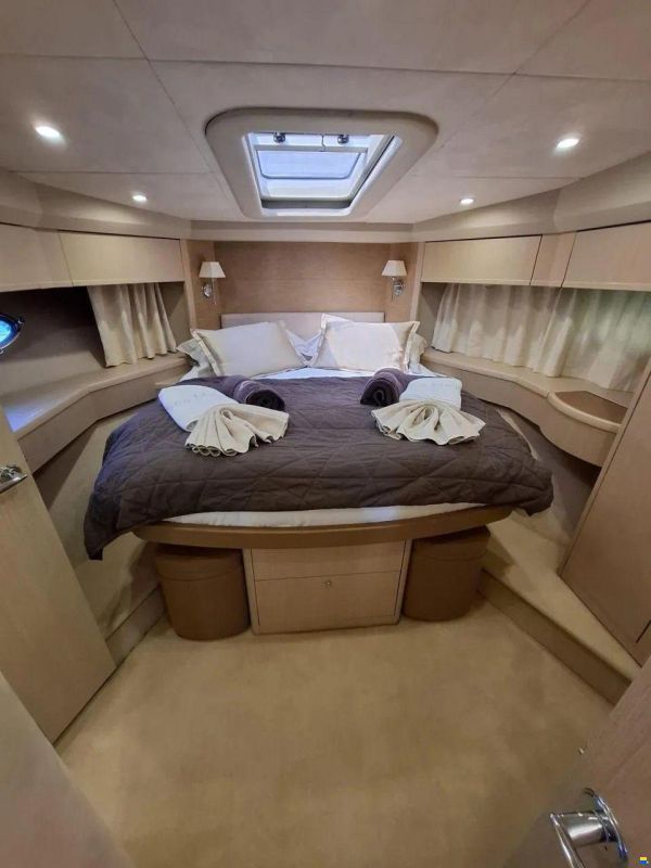 Princess 62 Flybridge Motor Yacht