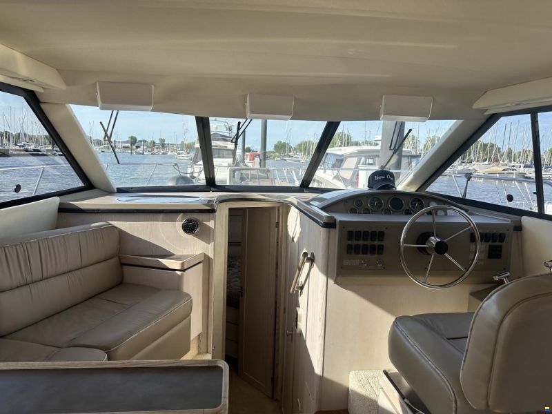 Bayliner 3258 Avanti Ciera