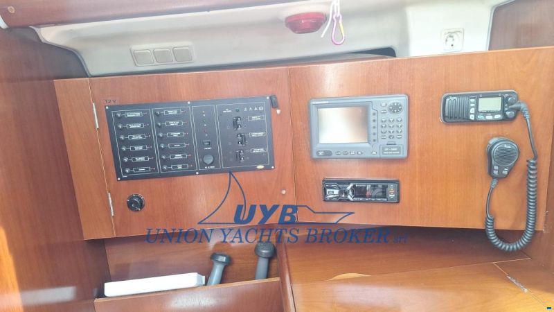 Beneteau Oceanis 393