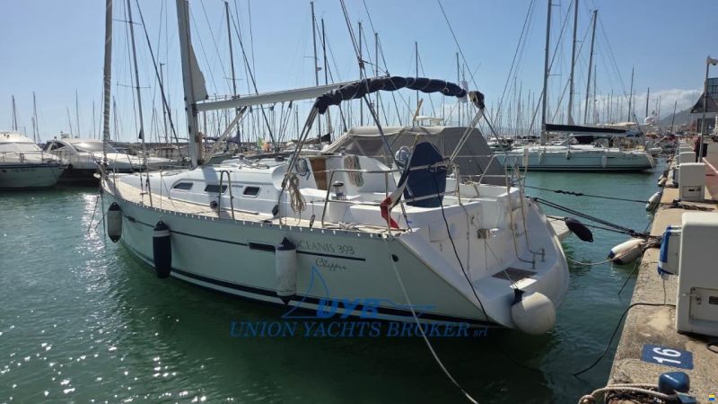 Beneteau Oceanis 393