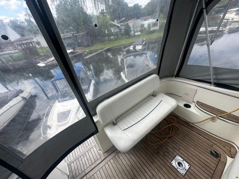 Bayliner 275