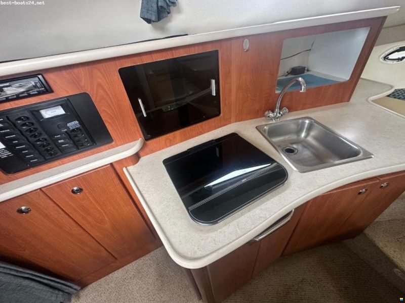 Bayliner 275