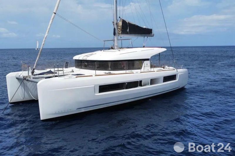 Lagoon 40