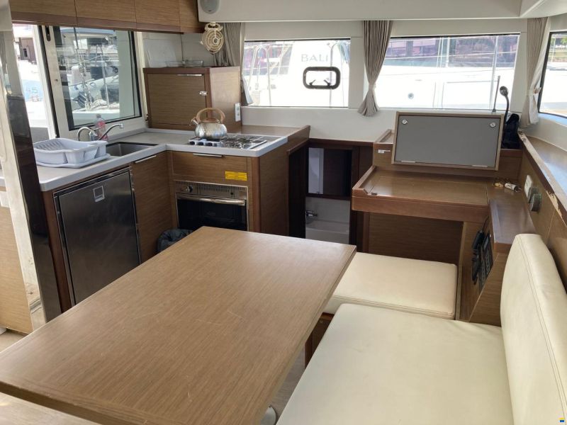 Lagoon 40