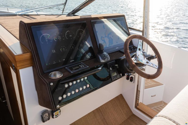 Delta Powerboats 48 coupé