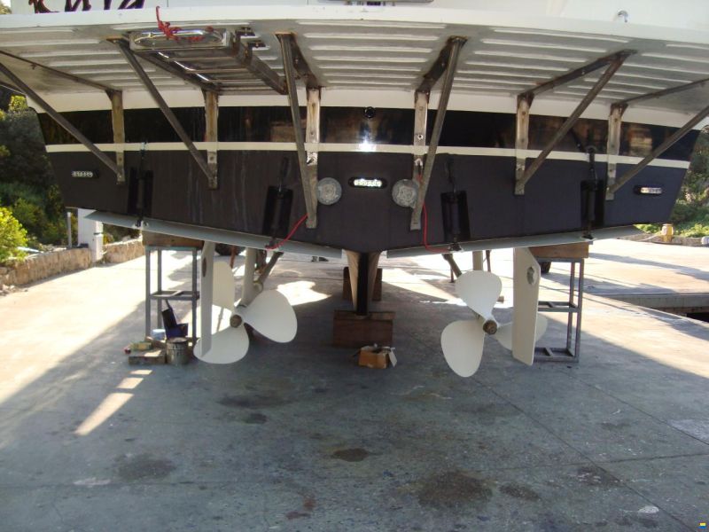 Hatteras 52 C
