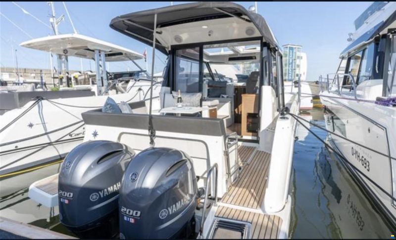 Jeanneau Merry Fisher 895