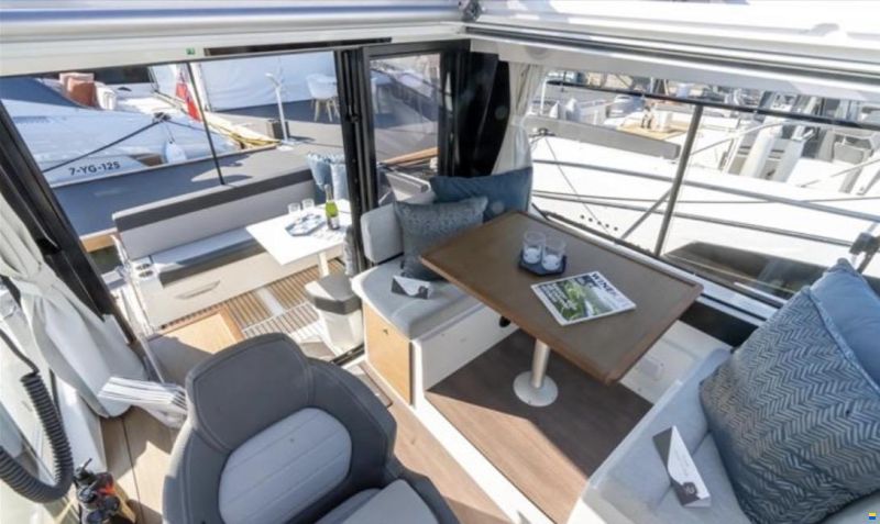 Jeanneau Merry Fisher 895