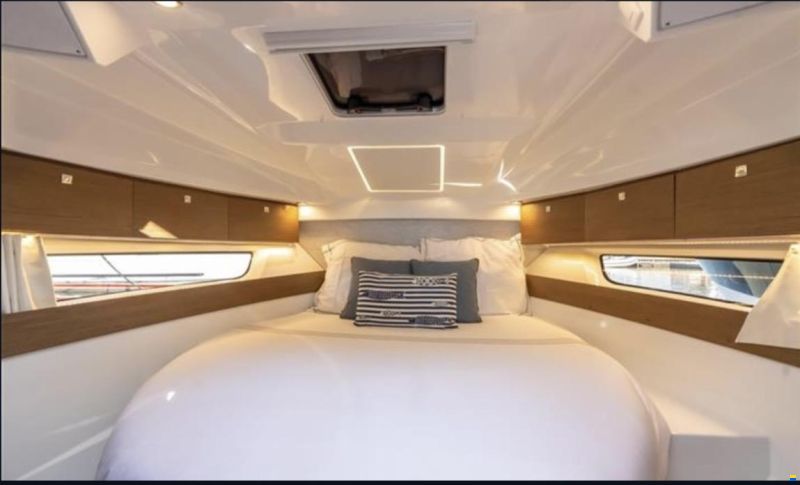 Jeanneau Merry Fisher 895