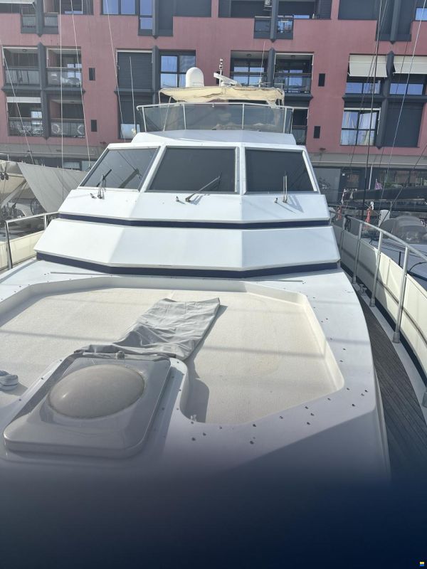 Azimut az66