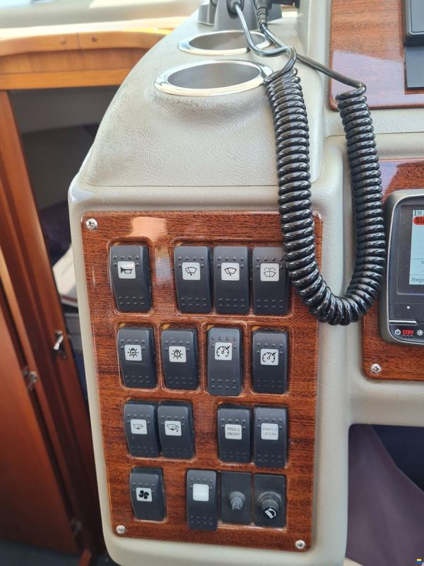 Nimbus 340 Commander