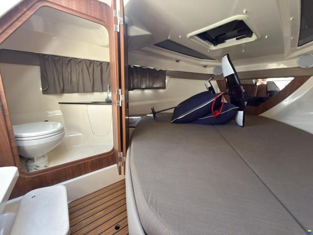 Quicksilver Activ 805