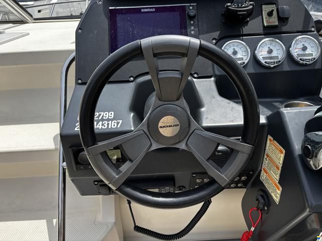 Quicksilver Activ 805