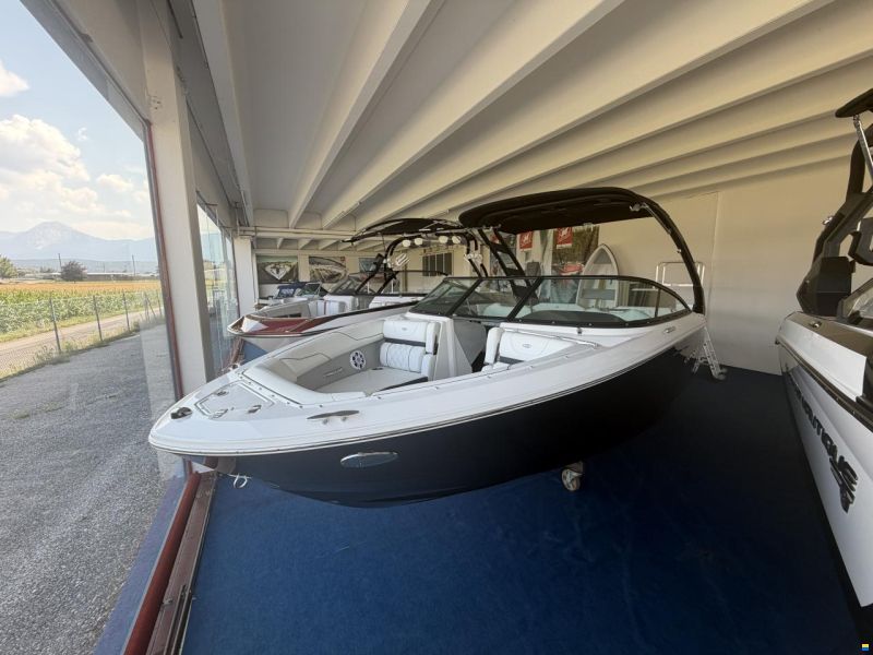 Regal LS2 Surf V8