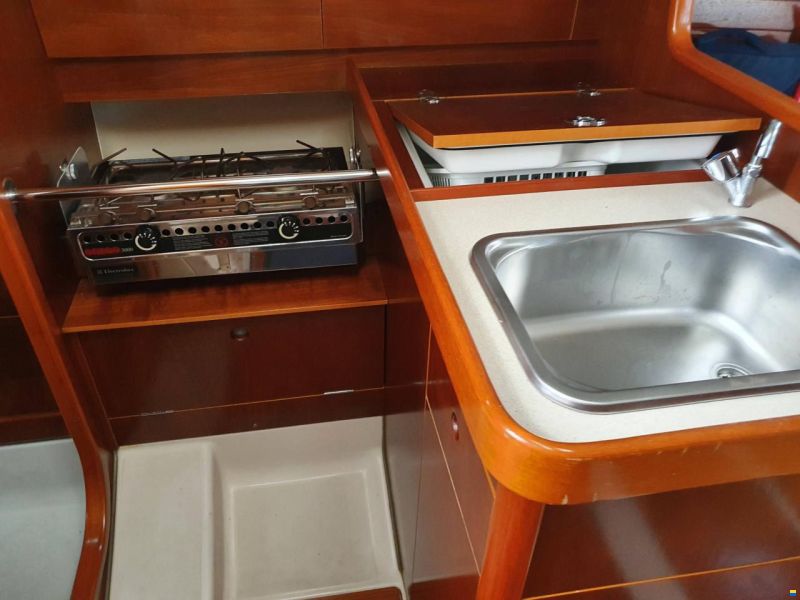 Beneteau Oceanis 281