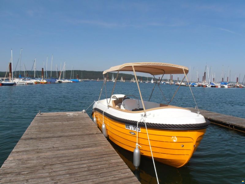 Oud Huijzer 570 Tender