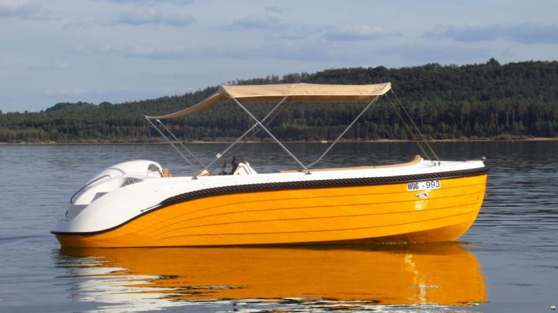 Oud Huijzer 570 Tender