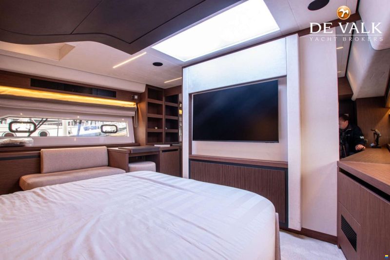 Prestige X70