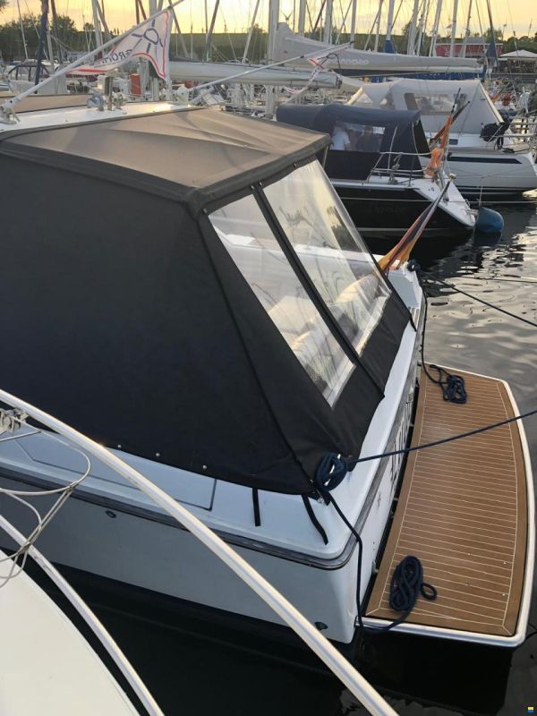 Trojan Bertram 34