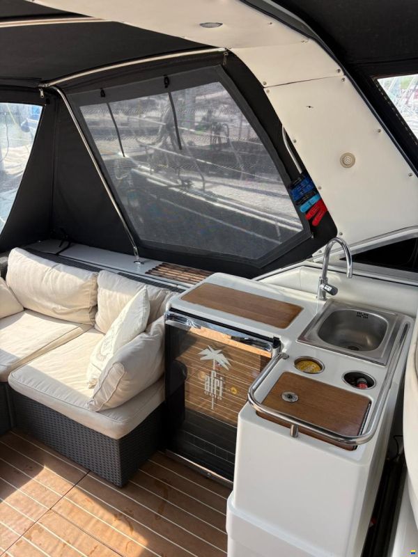 Trojan Bertram 34