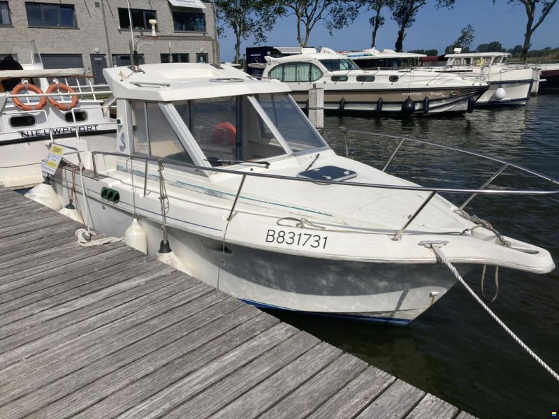 Beneteau Antares 6.80