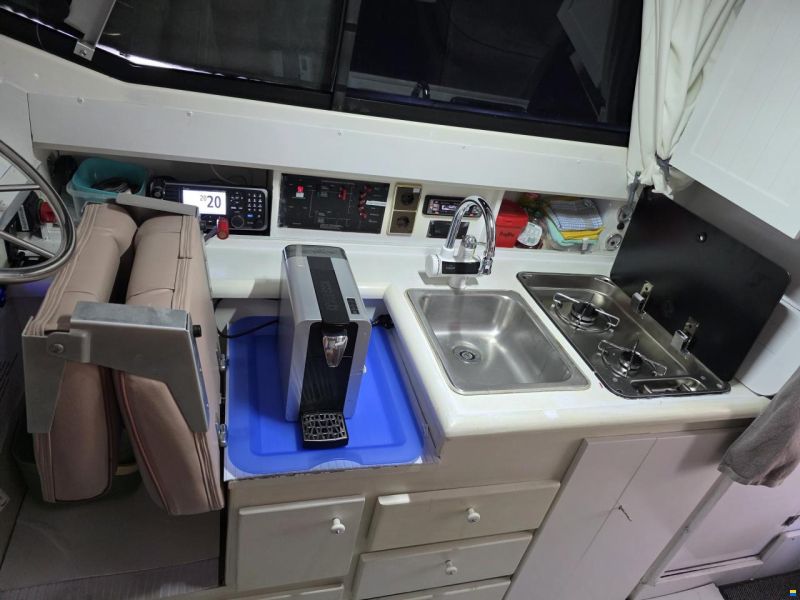 AB Marine Bayliner 2556