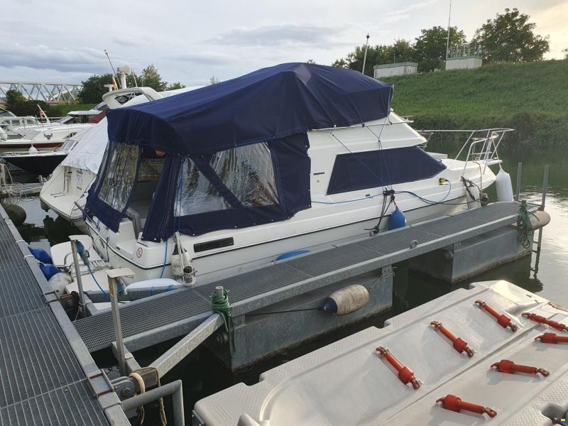 AB Marine Bayliner 2556