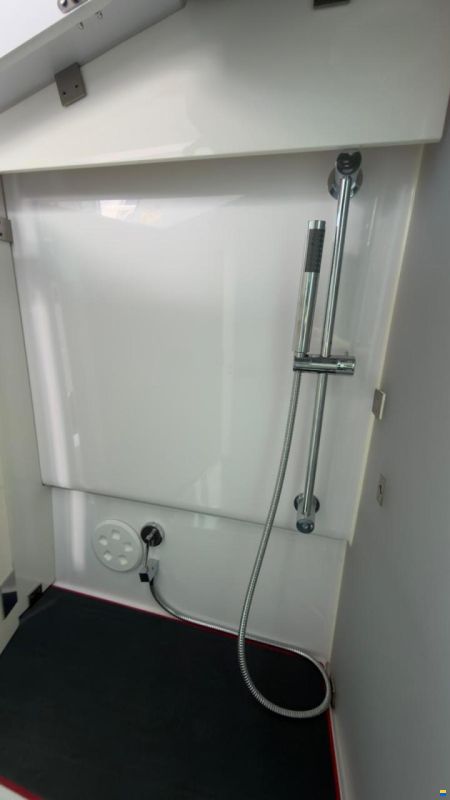 Axopar 37 XC Cross Cabin