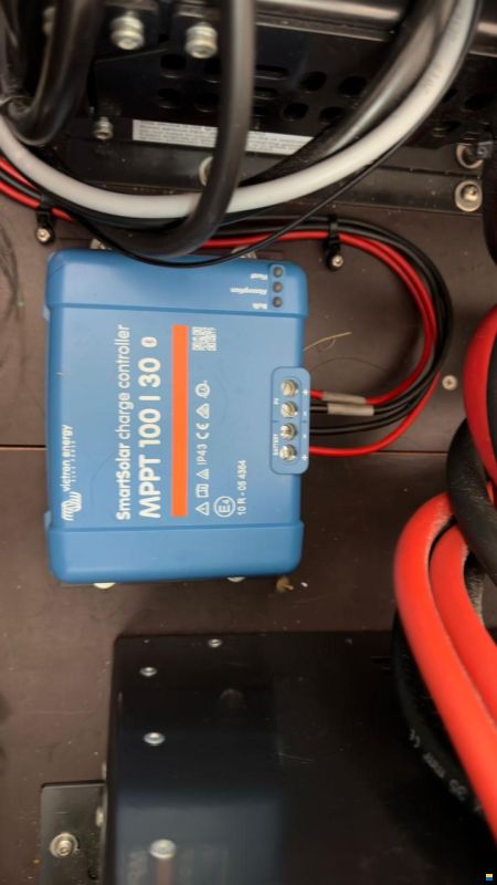 Axopar 37 XC Cross Cabin