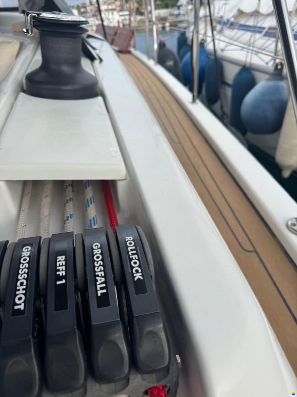 Hanse 418
