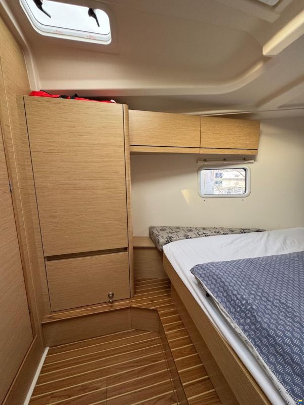 Hanse 418