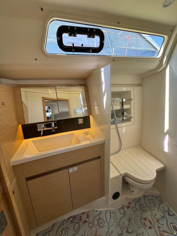 Hanse 418