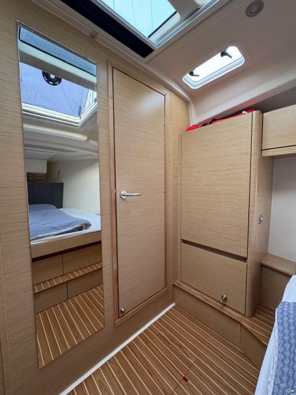 Hanse 418