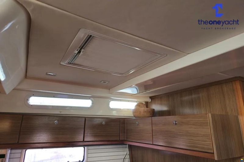 Bavaria Deep Blue 46